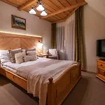 I Pod Reglami Apartman