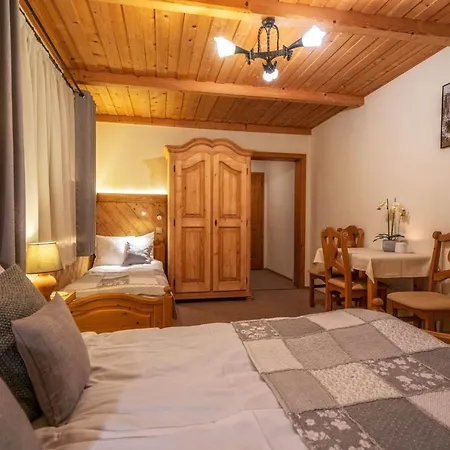 Homestay I Pod Reglami