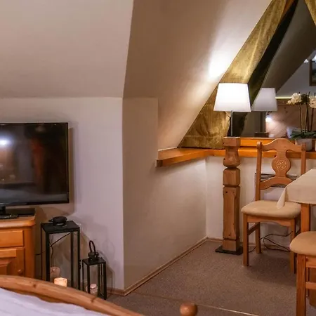 I Pod Reglami * Закопане