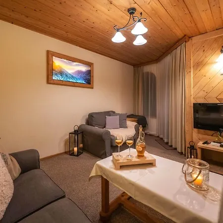 I Pod Reglami * Закопане